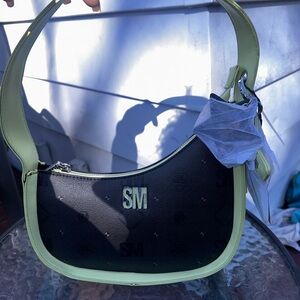 Steve Madden Asymmetrical Saddle Bag w/ Lg Keychain & Charm. NWT